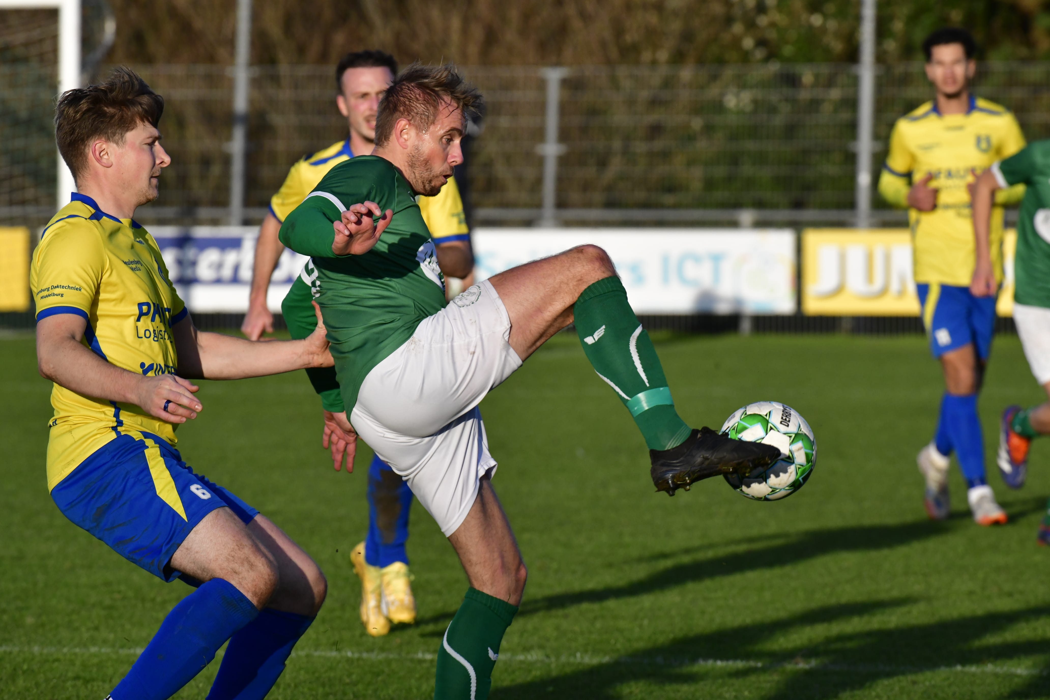 De Meeuwen 1 - Dauwendaele 1